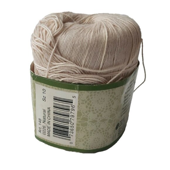 Aunt Lydias Crochet Thread Classic 10 Natural 300 Yds - Picture 3 of 5
